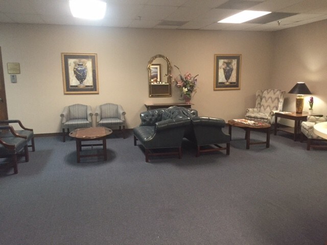 More Photos Of 101 N Woodland Blvd, Deland Office For Lease