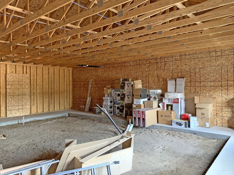 More Photos Of 2134 N Garnett St, Wichita Medical For Lease