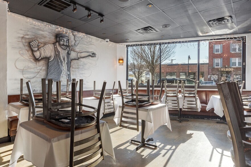 More Photos Of 166 Shrewsbury St, Worcester Restaurant For Sale