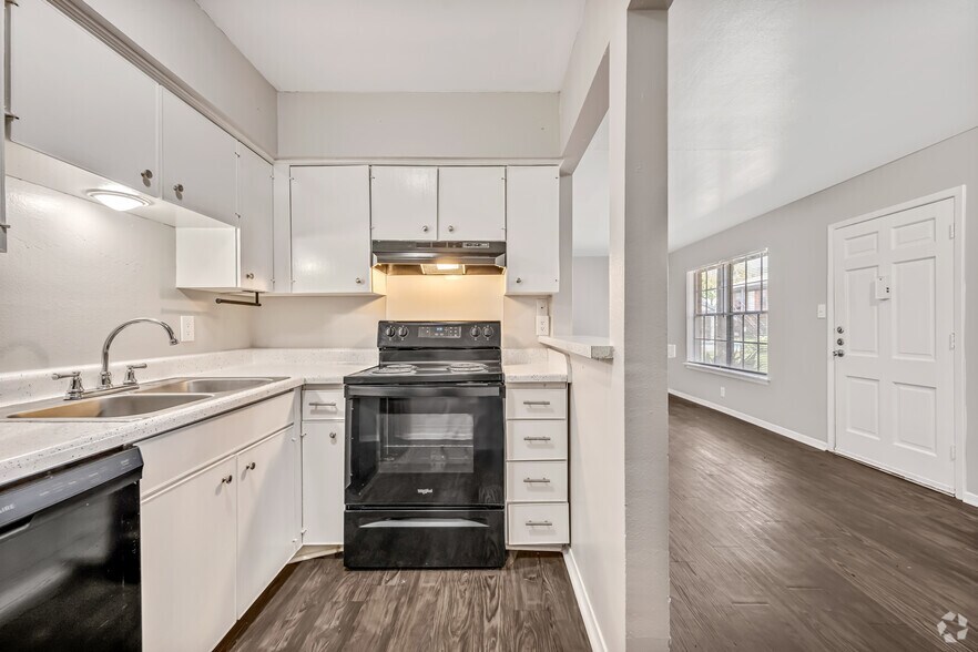 More Photos Of 3409 North St, Nacogdoches Apartments For Sale