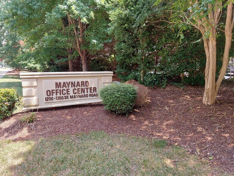 More Photos Of 1220 SE Maynard Rd, Cary Coworking Space