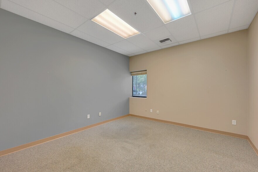 More Photos Of 103 D St, Marysville Office Residential For Sale