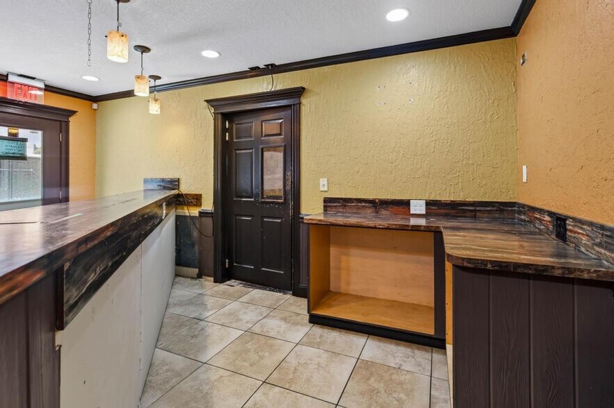 More Photos Of 102 Phillips Dairy Rd, Palatka Restaurant For Sale