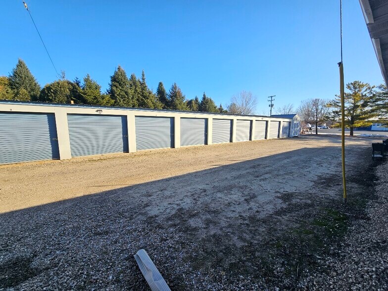 More Photos Of 1305 N Superior Ave, Tomah Apartments For Sale