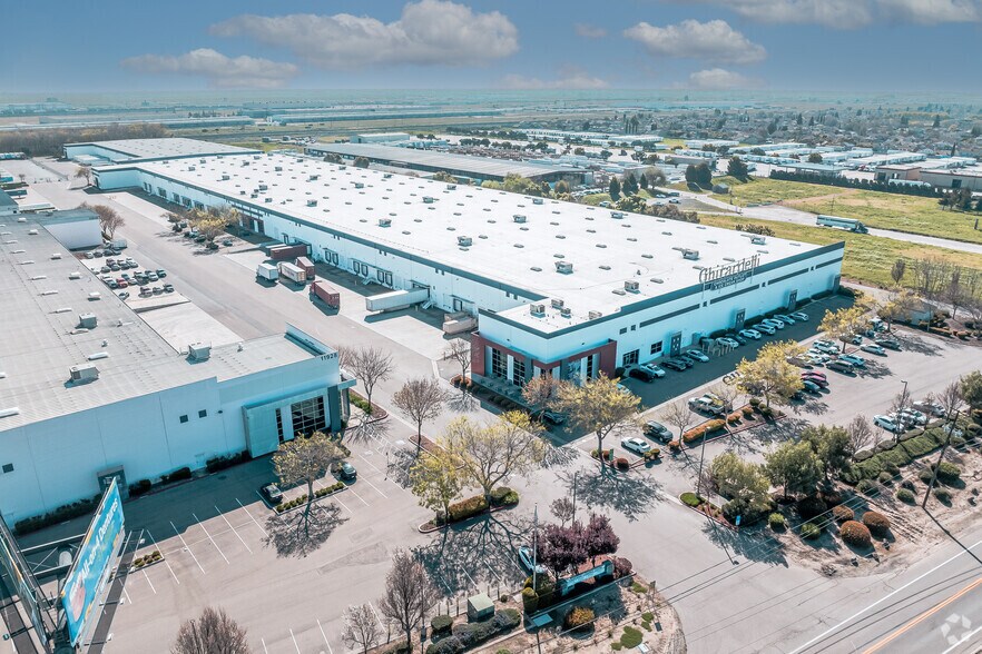 More Photos Of 11980 S Harlan Rd, Lathrop Distribution For Lease