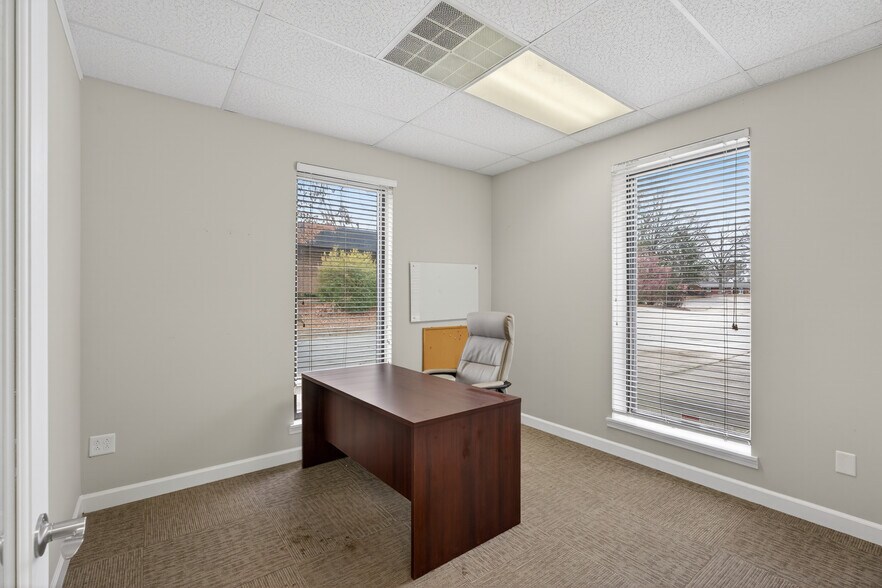 More Photos Of 1313-A Miller Rd, Greenville Office For Lease
