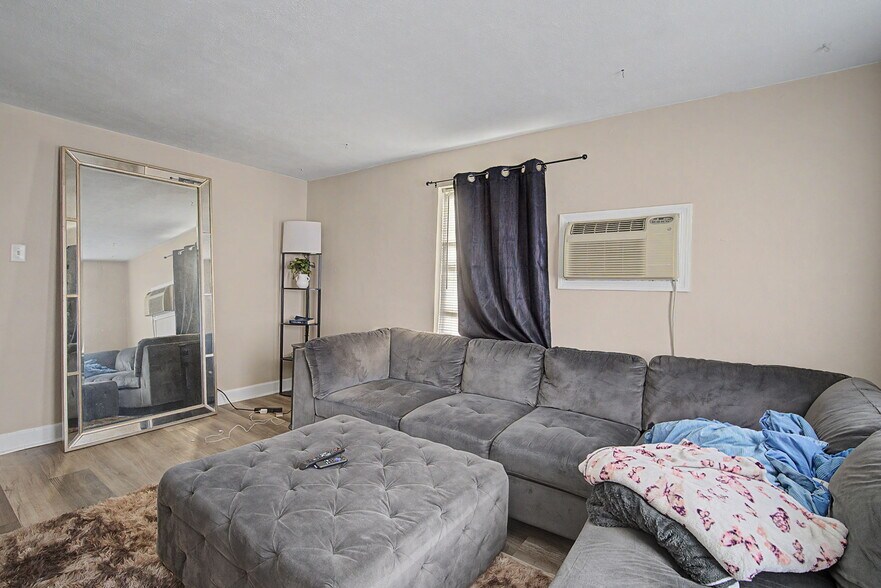 More Photos Of 526-532 Corona Ave, Dayton Apartments For Sale