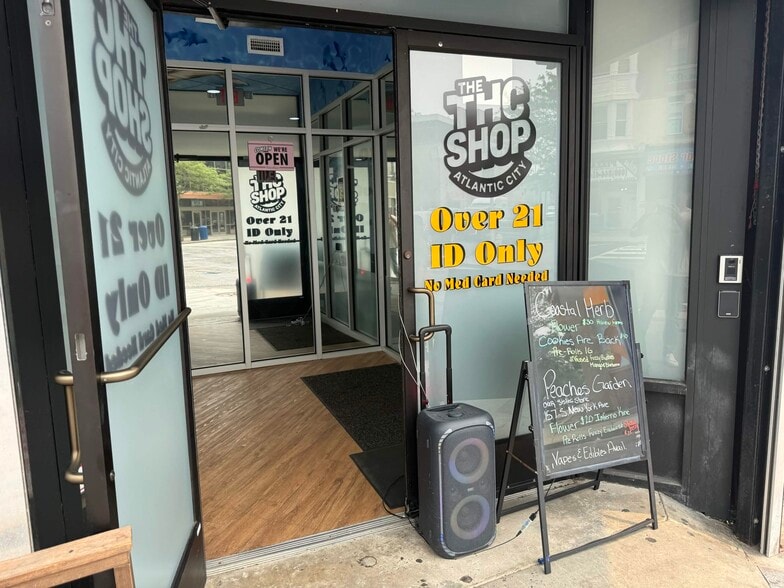 More Photos Of 1740 Atlantic Ave, Atlantic City General Retail For Lease