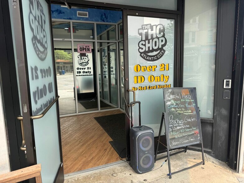 More Photos Of 1740 Atlantic Ave, Atlantic City General Retail For Lease