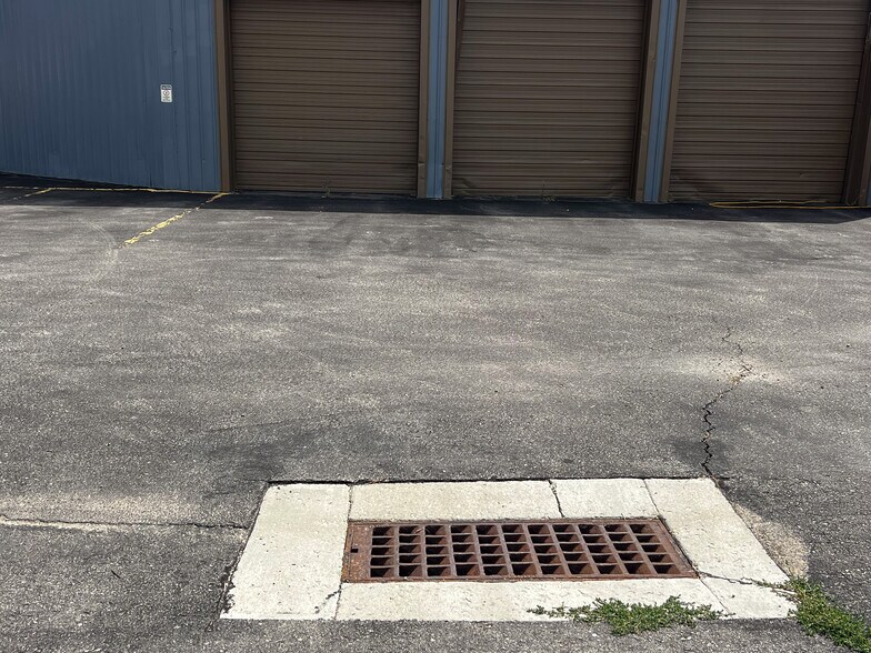 More Photos Of 435 N Main St, Helper Warehouse For Lease
