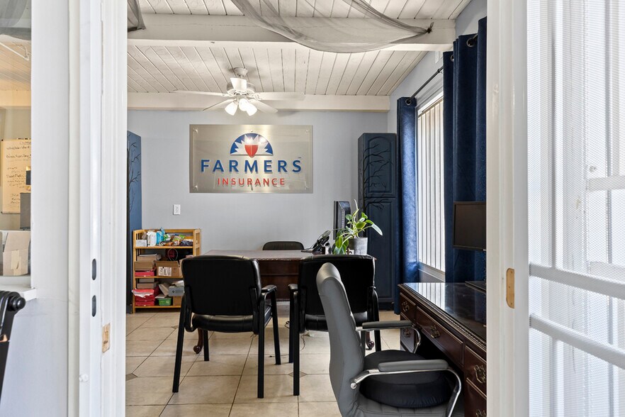 More Photos Of 906 E Commonwealth Ave, Fullerton Storefront For Sale