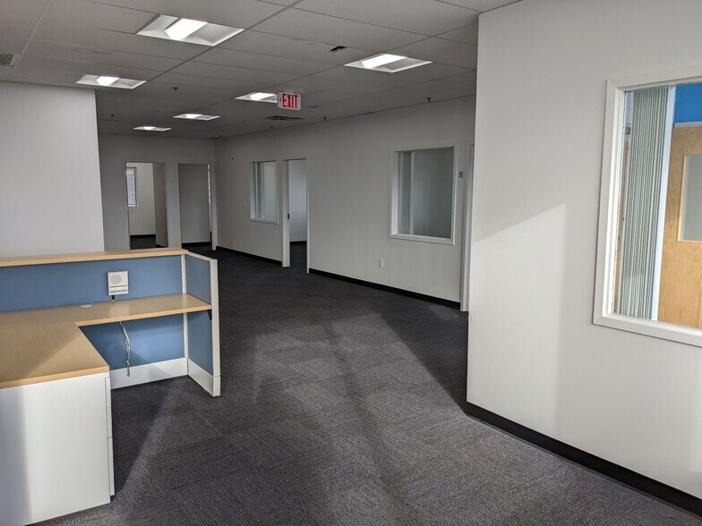 More Photos Of 185 Alewife Brook Pky, Cambridge Office For Lease