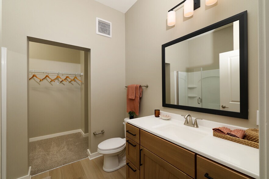 More Photos Of 1055 Yard St, Grandview Heights Apartments For Lease