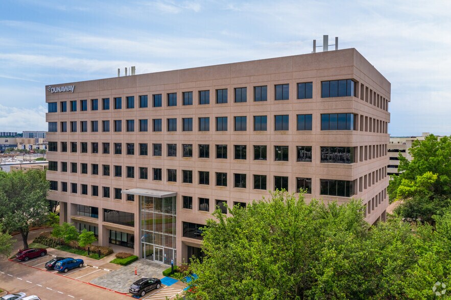 More Photos Of 550 Bailey Ave, Fort Worth Office For Lease