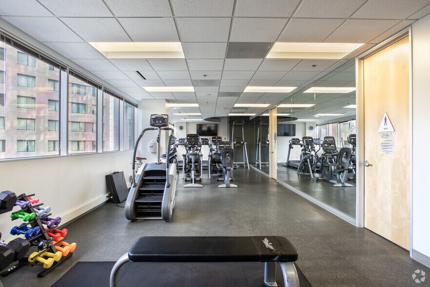 More Photos Of 1 Almaden Blvd, San Jose Unknown For Lease