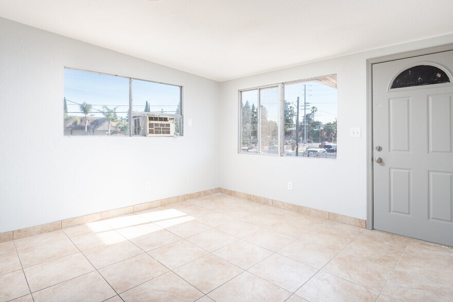 More Photos Of 532 N 1st St, El Cajon Apartments For Sale