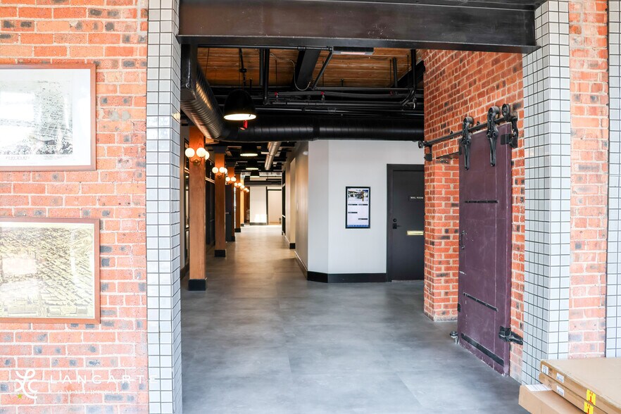 More Photos Of 2100 N Main St, Fort Worth Unknown For Lease