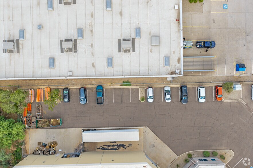 More Photos Of 4441 W Polk St, Phoenix Manufacturing For Lease