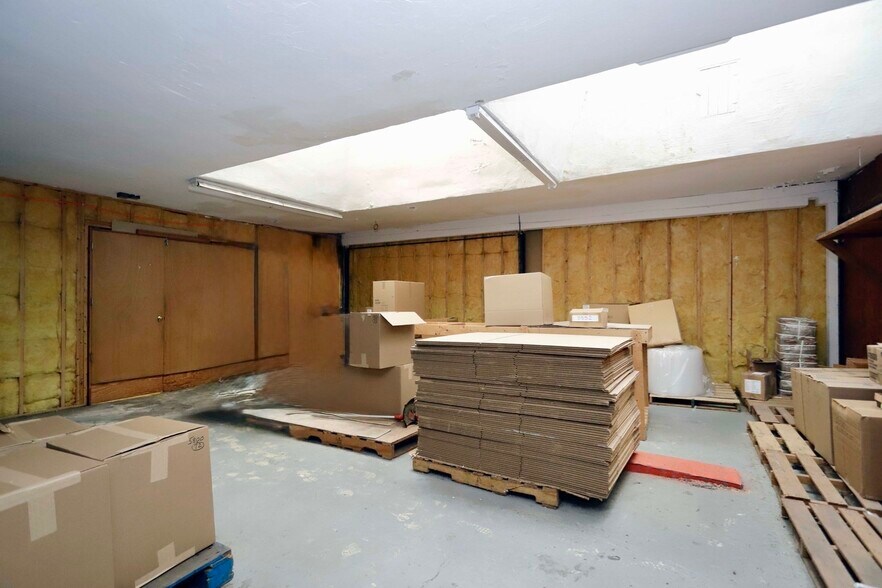 More Photos Of 51 Chancery St, New Bedford Warehouse For Sale