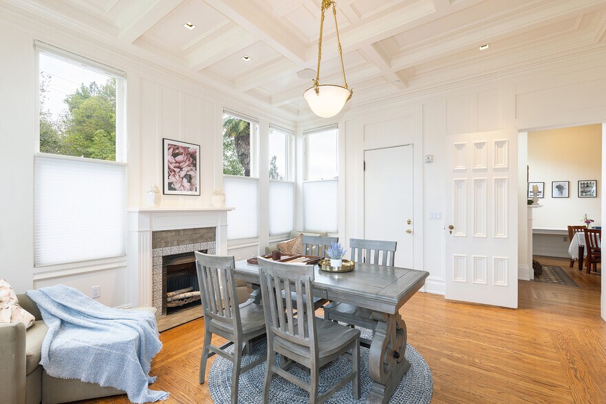 More Photos Of 423 Seminary St, Napa Specialty For Sale