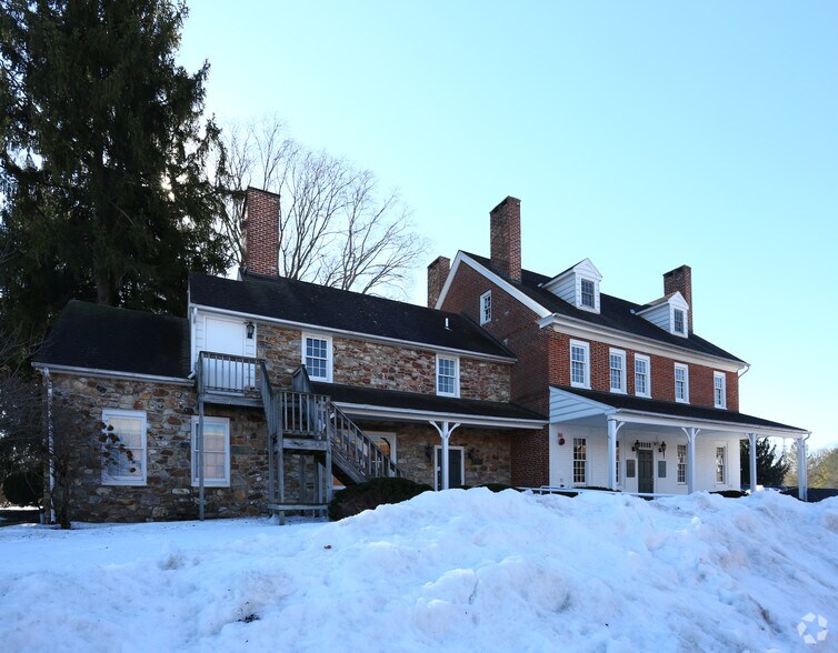 More Photos Of 229 W Lincoln Hwy, Exton Unknown For Lease