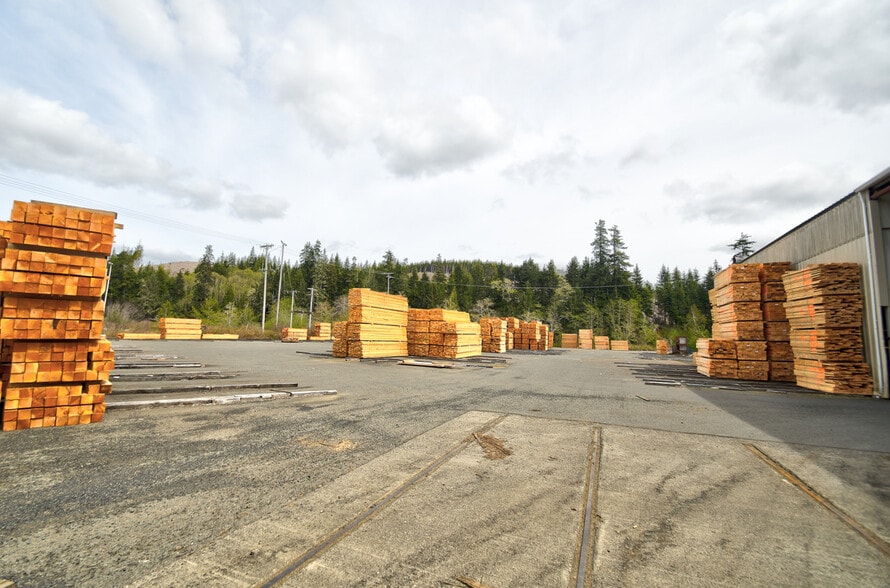 More Photos Of 98 US Highway 101 Hwy, Hoquiam Lumberyard For Sale