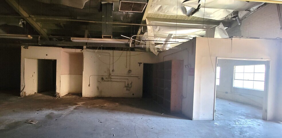 More Photos Of 5454 Alhambra Ave, Los Angeles Warehouse For Sale