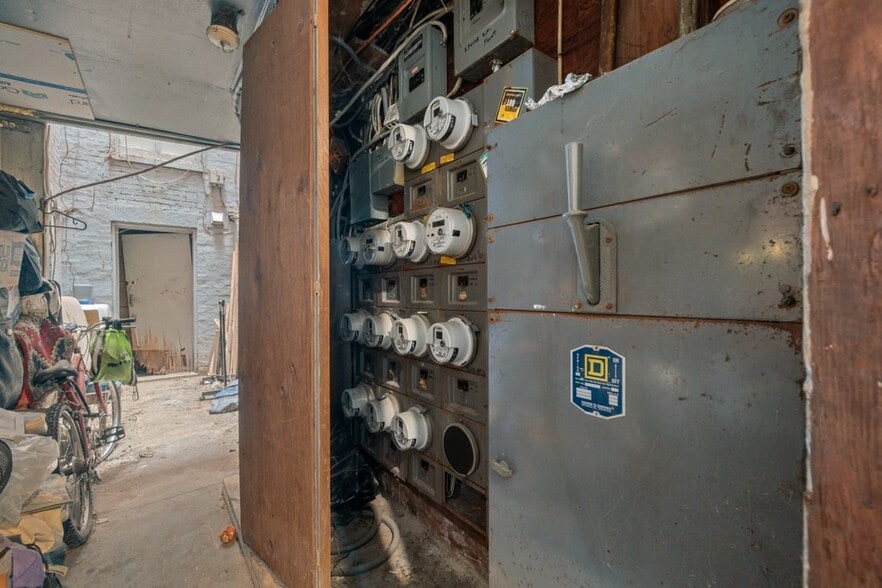 More Photos Of , Baltimore Multifamily For Sale