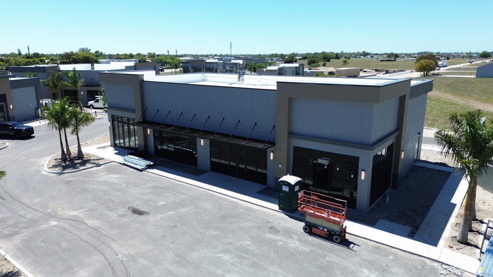 More Photos Of 1203-1211 NE Pine Island Ln, Cape Coral Unknown For Lease