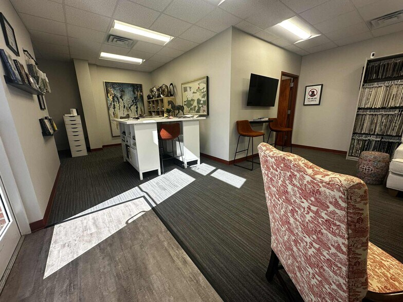More Photos Of 774 Corporate Blvd, Rock Hill Industrial For Sale