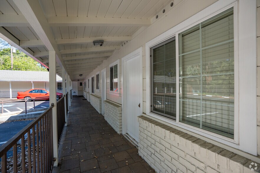 More Photos Of 51 Renato Ct, Redwood City Unknown For Lease