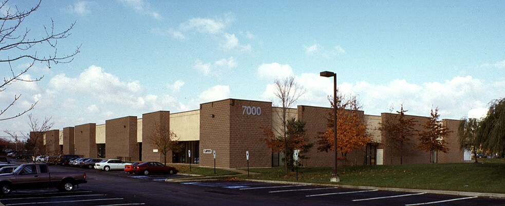 More Photos Of 7000 Commerce Pky, Mount Laurel Warehouse For Lease