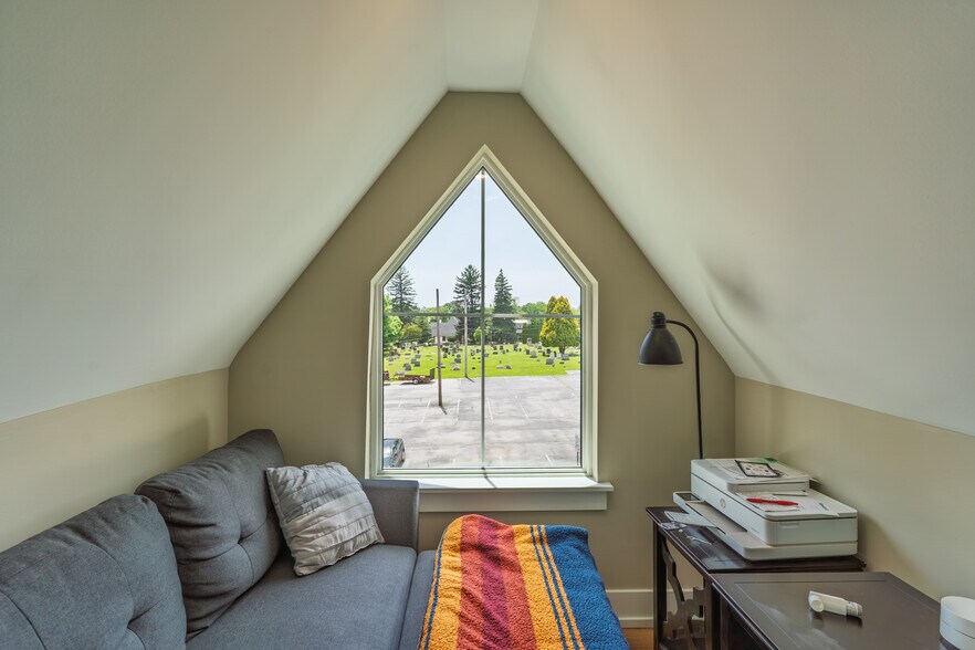 More Photos Of 155 Channing Ave, Malvern Apartments For Sale