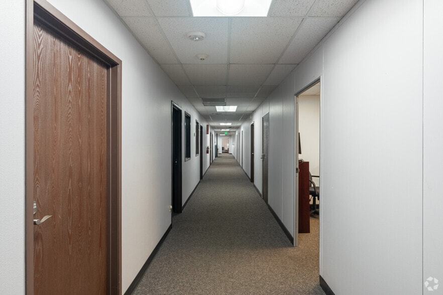 More Photos Of 10885 E 51st Ave, Denver Warehouse For Sale