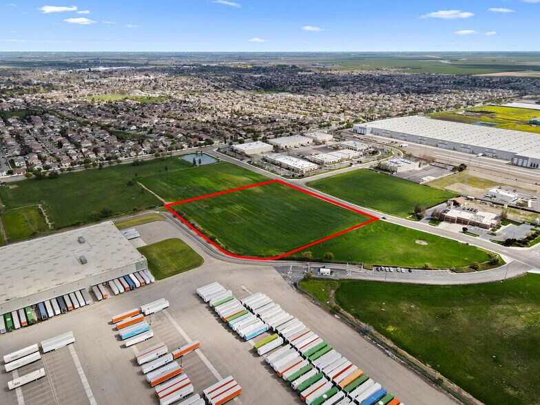 More Photos Of Keystone Pacific Parkway, Patterson Land For Sale