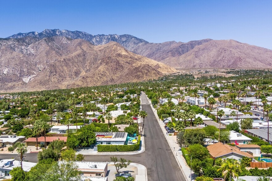 More Photos Of 795 E Chuckwalla Rd, Palm Springs Apartments For Sale