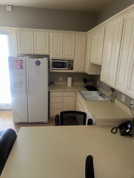 More Photos Of 1231 8th St, Modesto Office For Lease