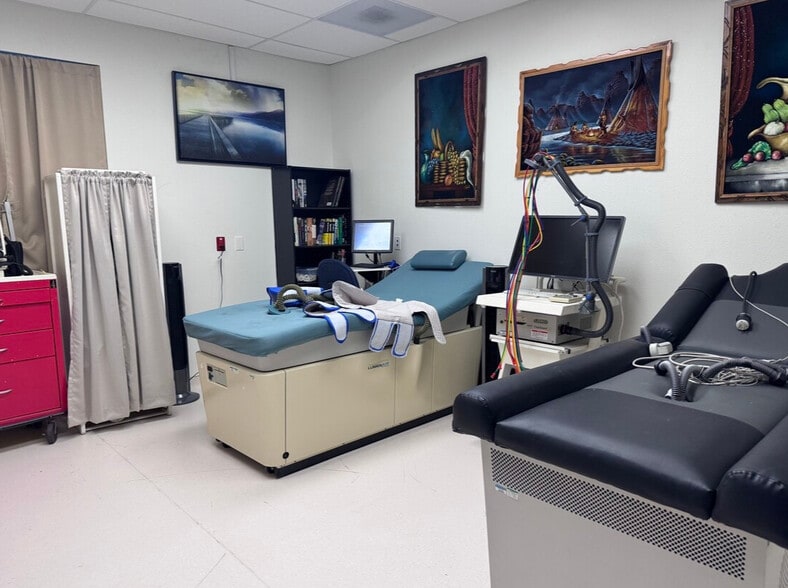 More Photos Of 2200 George Dieter Dr, El Paso Healthcare For Sale
