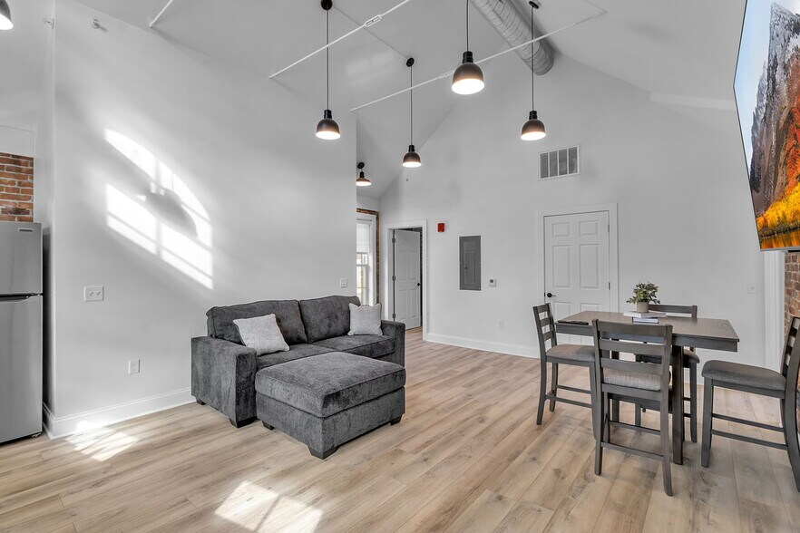 More Photos Of 204 High St, Buffalo Apartments For Sale