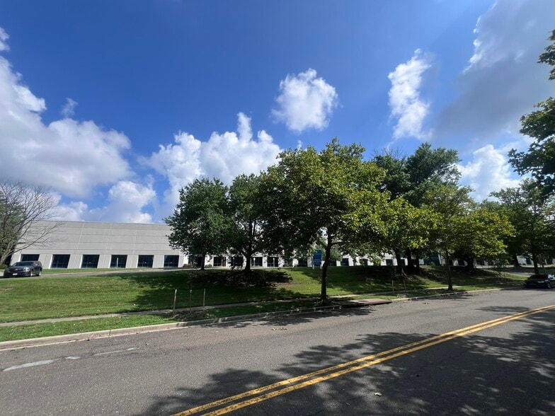 More Photos Of 8700-8724 Jericho City Dr, Landover Warehouse For Lease