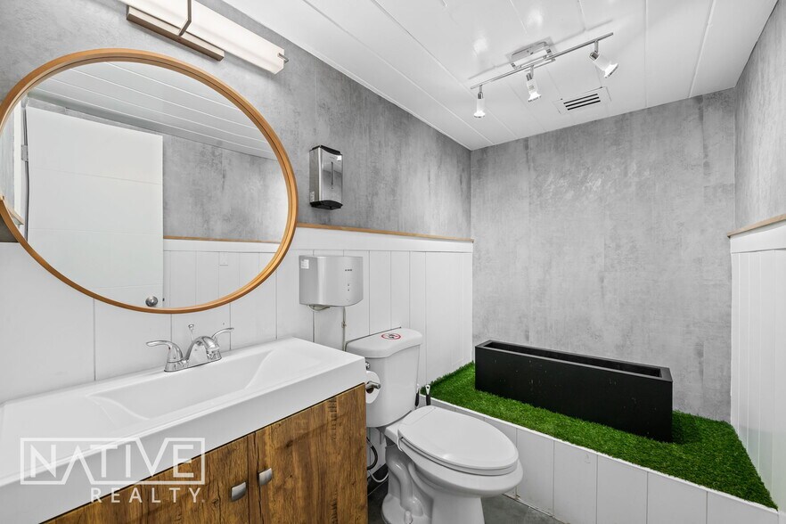 More Photos Of 1800 E Las Olas Blvd, Fort Lauderdale Loft Creative Space For Lease