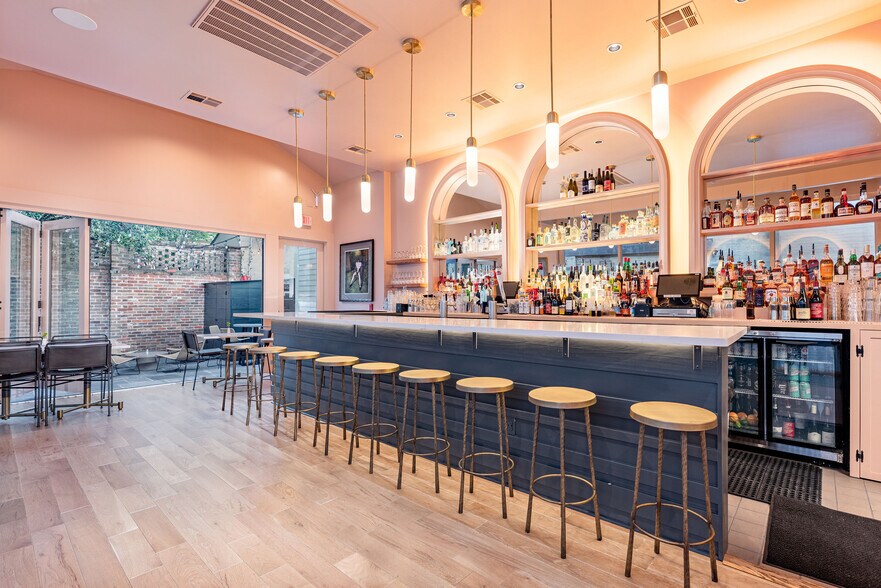 More Photos Of 1014 N Rampart St, New Orleans Restaurant For Sale