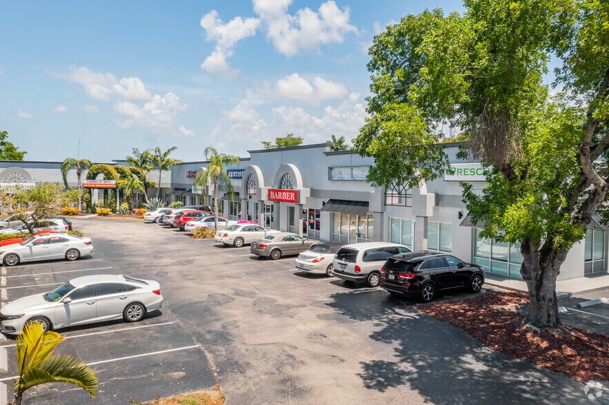 More Photos Of 4101-4143 Tamiami Trl E, Naples General Retail For Lease