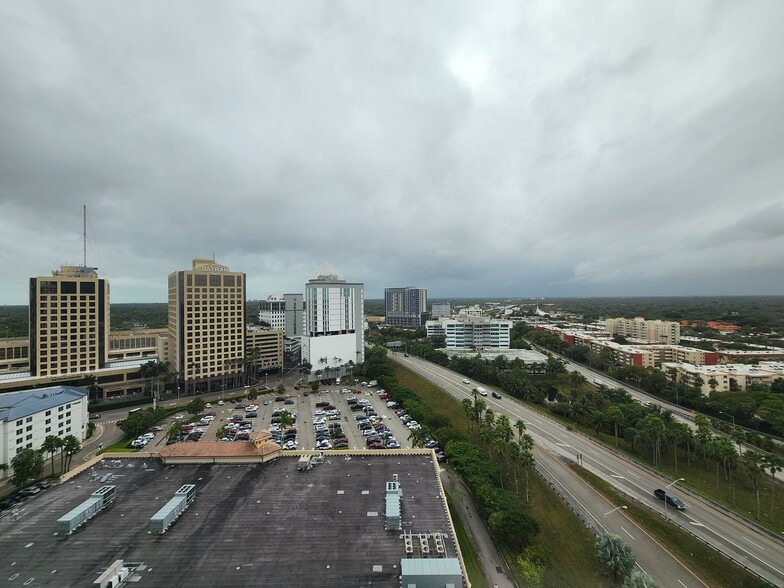 More Photos Of 8950 SW 74th Ct, Miami Office For Lease