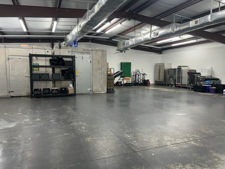 More Photos Of 2718 Graves Dr, Goldsboro Freestanding For Lease