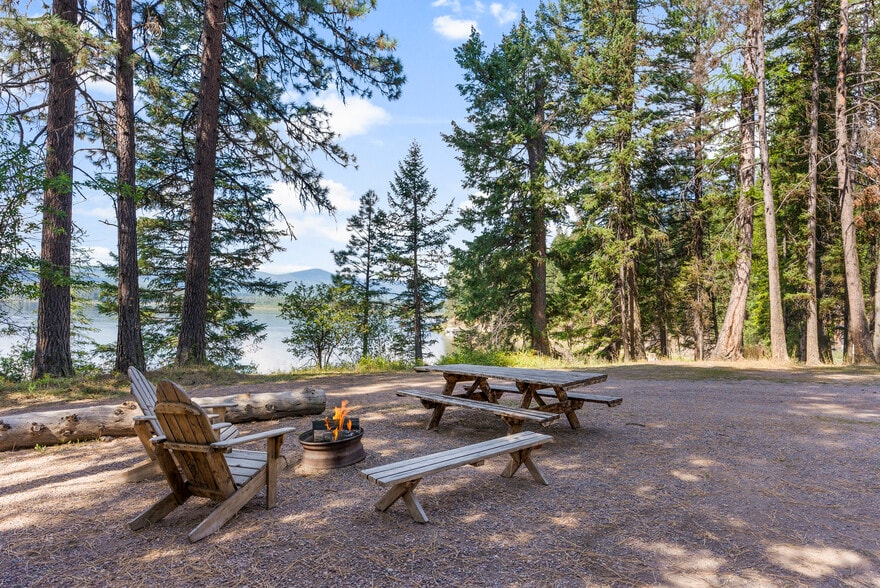 More Photos Of 3481 N Highway 83, Seeley Lake Hotel For Sale