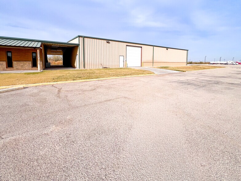 More Photos Of 2508 FM 307, Midland Industrial For Sale