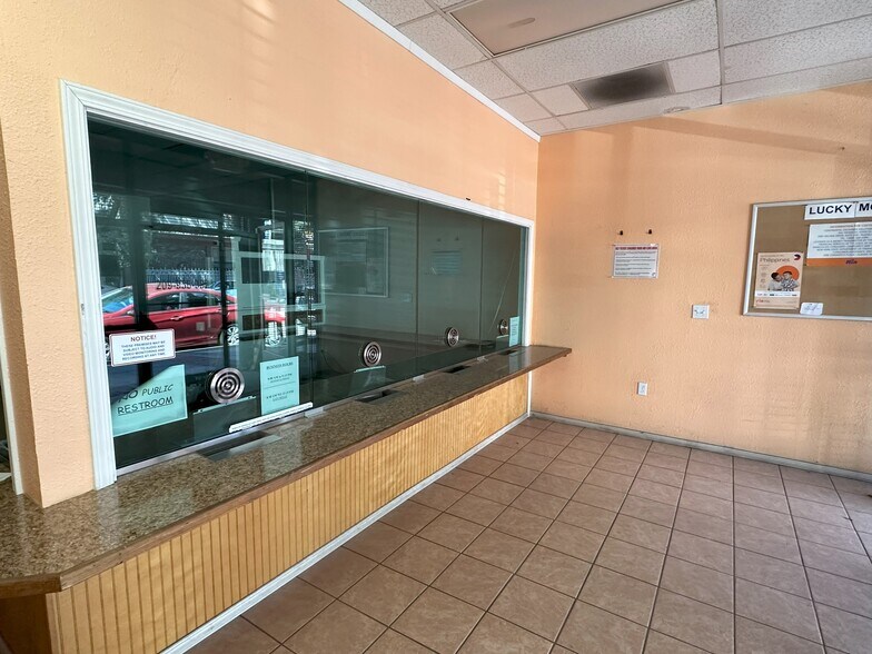 More Photos Of 112 E Market St, Stockton Storefront For Sale