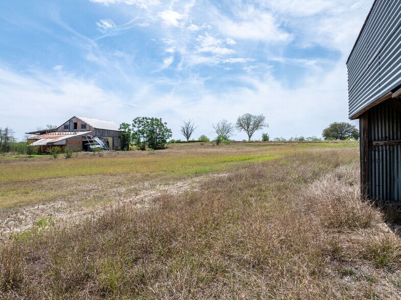More Photos Of 409 Franks Rd, New Braunfels Land For Sale