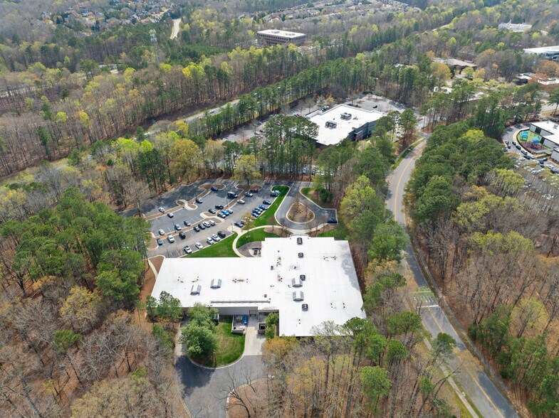 More Photos Of 301 Gregson Dr, Cary Research And Development For Sale